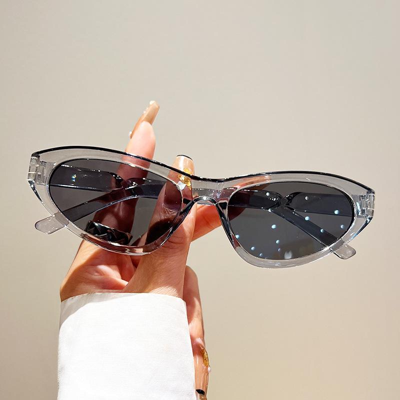Fashion Vintage Cat Eye Sunglasses Women Men Trendy Punk Luxury Designer Retro Pink Bent Shade Small Frame