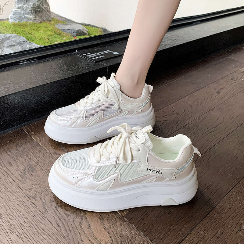 Thick-soled Little White Shoes Women's Spring and Autumn 2025 New Summer Breathable Mesh Mesh Shoes Lightweight and Heightening Casual Board Shoes
