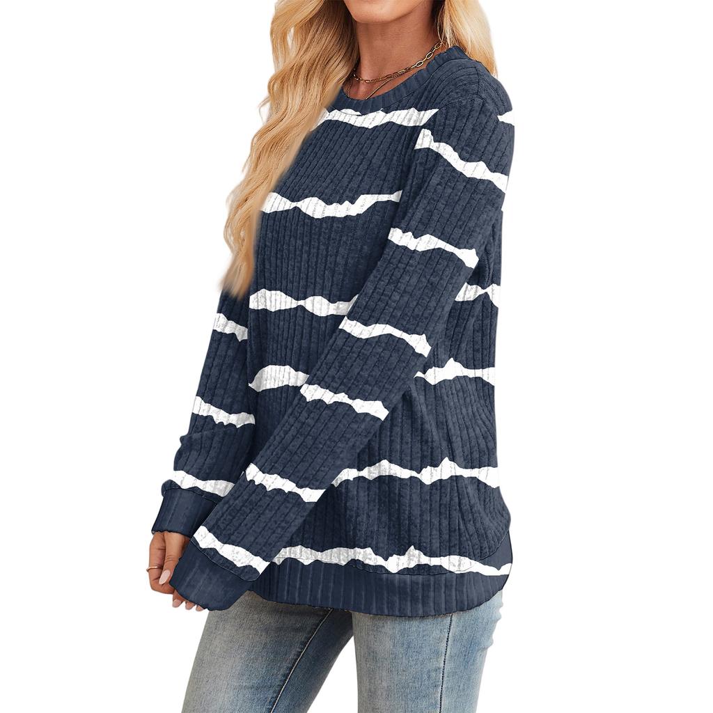 Fashionable Women's Long Sleeved Gradient Floral Print Lightweight Sweater With Loose Round Neck Top