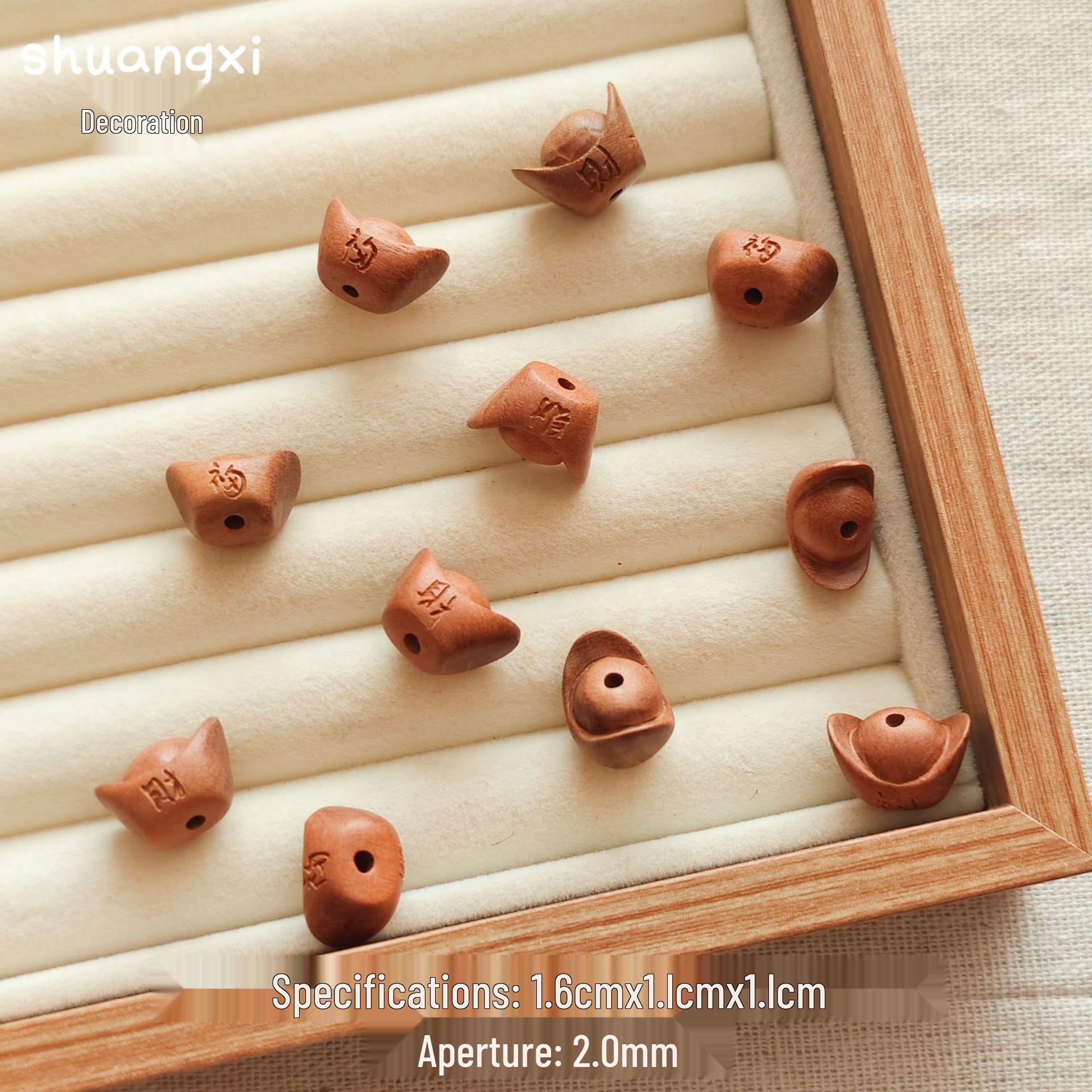 Ручная работа Ретро Ключница и Подвеска с резьбой по слитку из персикового дерева 1.6*1.1 cm