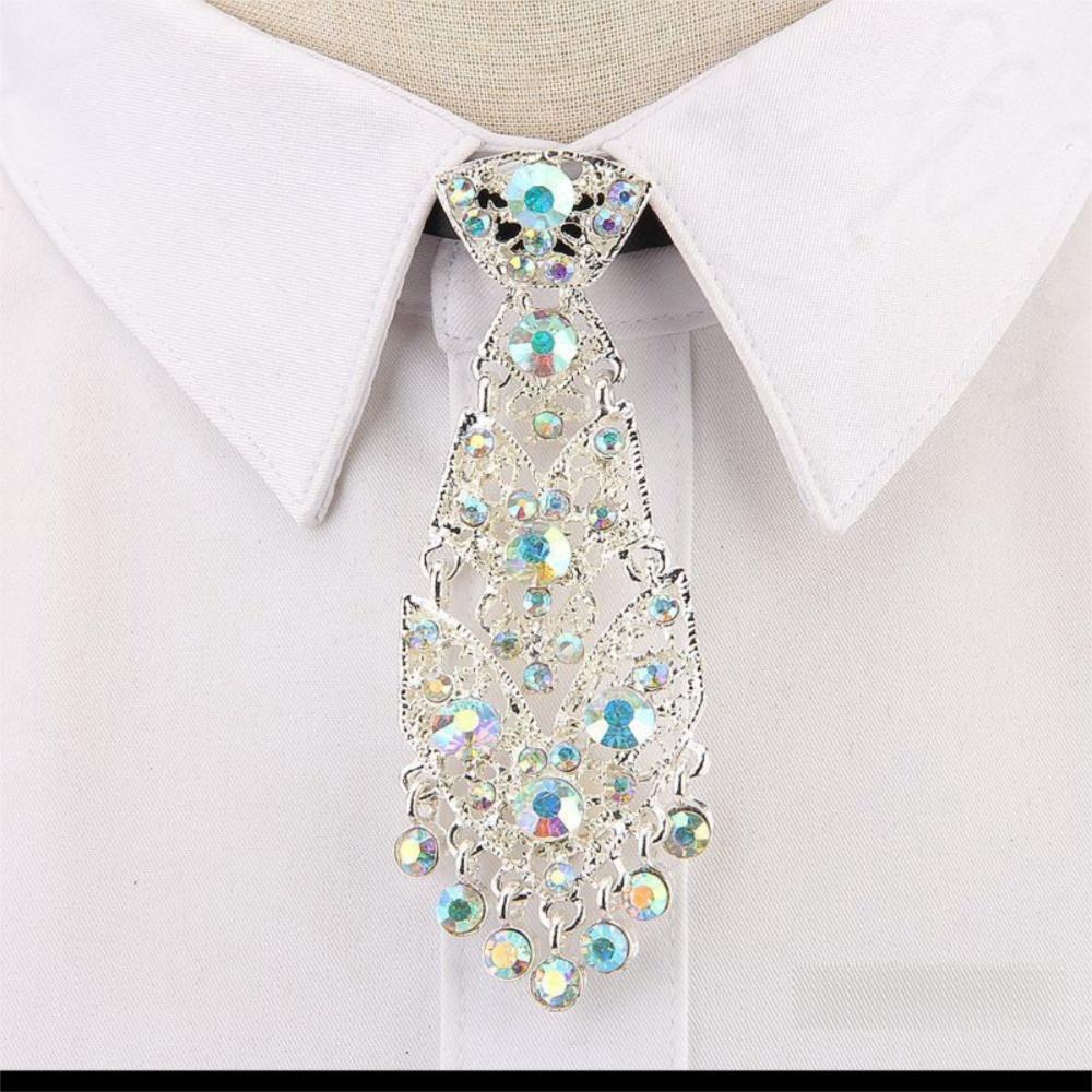 

Short Length Rhinestone Tie Adjustable Sparkle Costume Tie Special Metal Short Tie Wine Party 002