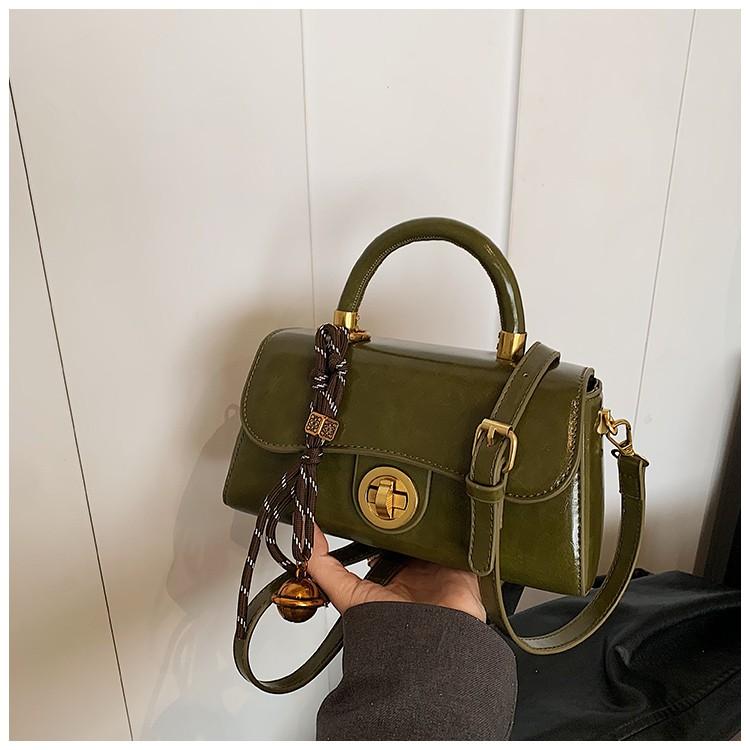 

Новогодняя Рождественская Маленькая Квадратная Сумка Женская Сумка Красная Сумка через Плечо Кроссбоди Модный Тренд Новая Женская Сумка 22*12*8 зелёный