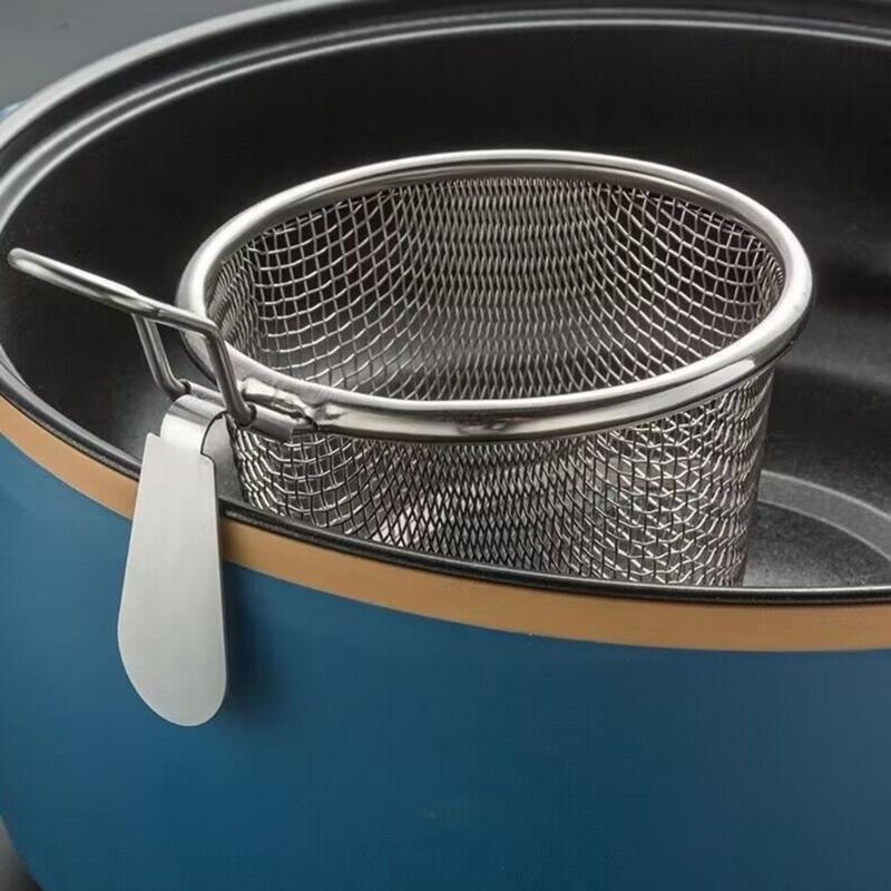 2Pcs 304Stainless Steel Colander Strainer with Metal Hook Strainer Basket Suitable for Draining Hot Pots Ingredient
