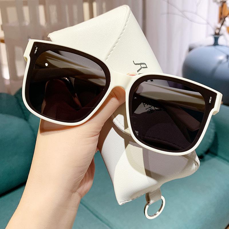 Portable Sunglasses Over-Glasses for Myopia, Polarized Driving Glasses for Men and Women, Can Be Worn Over Prescription Glasses, Summer Sun
