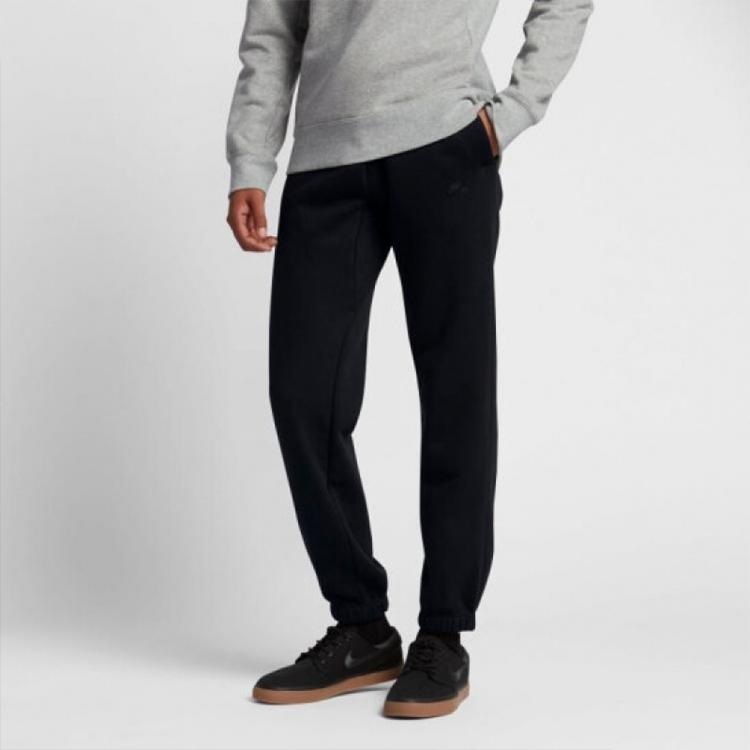 Nike Fleecegefütterte Sweatpants Slim Fit Strick-Jogginghosen Herrenhosen Schwarz 882832-010