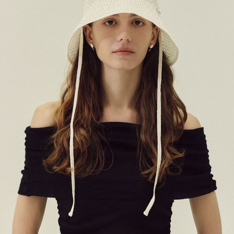 Marchen Rivero Strap Bucket Hat_3color