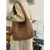 Tote Bag with Large Capacity, Suitable for Commuting, Versatile Single Shoulder Crossbody Bag