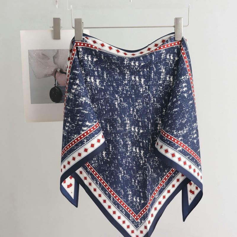 High-End Retro Tie-Dye Triangular Binder Headcloth Women's Spring and Summer New Niche Fashion All-Matching Scarf Jeans Belt