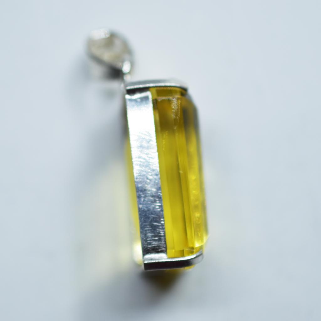 Colgante Topacio Amarillo Esmeralda 87.2 Ct Natural Plata de Ley 925 gemas CERTIFICADO my-388-k