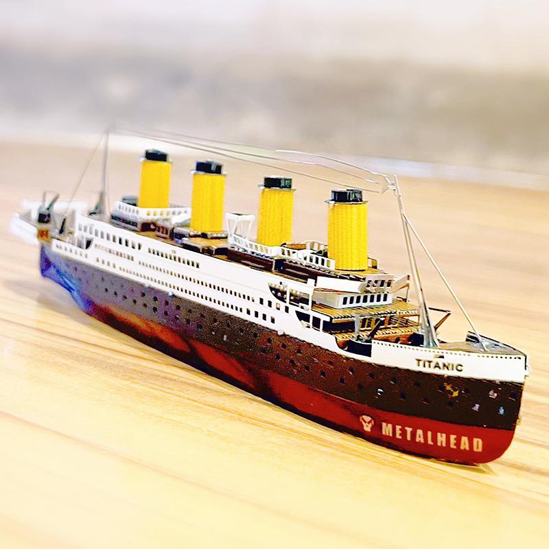 Color Titanic Puzzle Diy Cruise Ship Assembled Model Kits Children Educational Toys