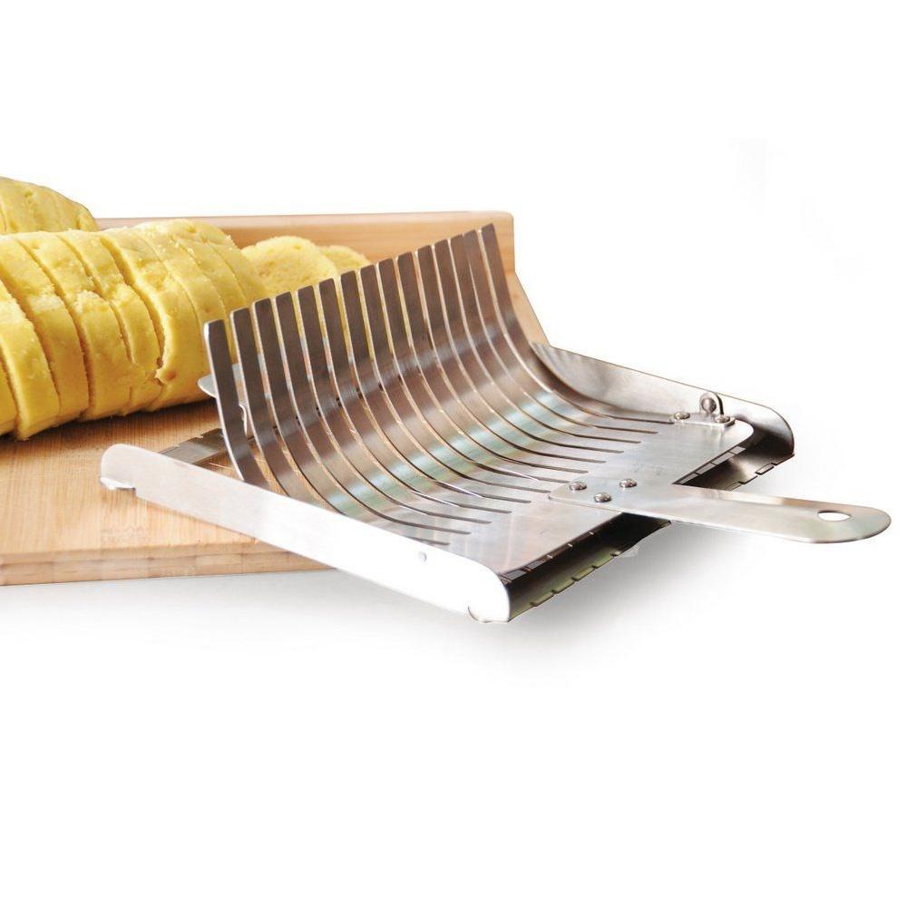 Ocelový vykrajovač knedlíků