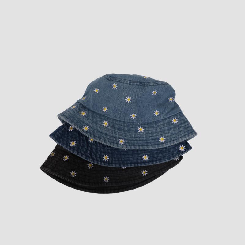 Chrysanthemum Embroidered Cowboy Four Seasons Smiling Face Small Mask Fisherman's Hat Female Ins Sunscreen Sunscreen Hat