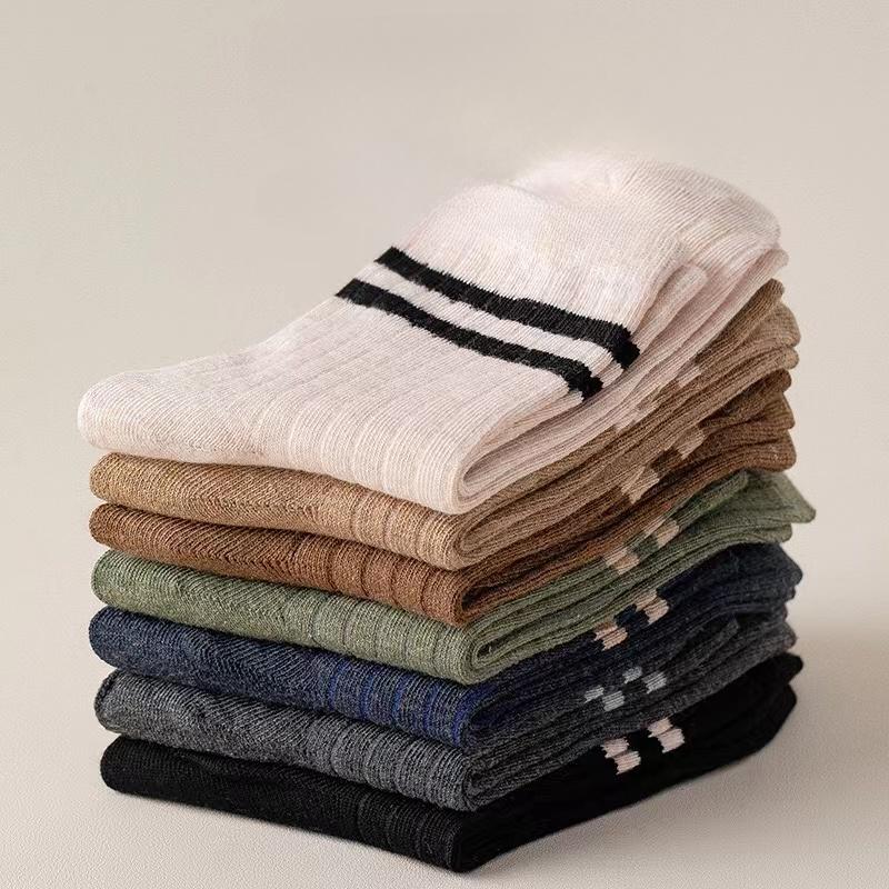 Fashion Socks Casual Striped Streetwear Hip Hop Skateboard Long Socks Cotton Breathable Harajuku Crew Socks Gifts