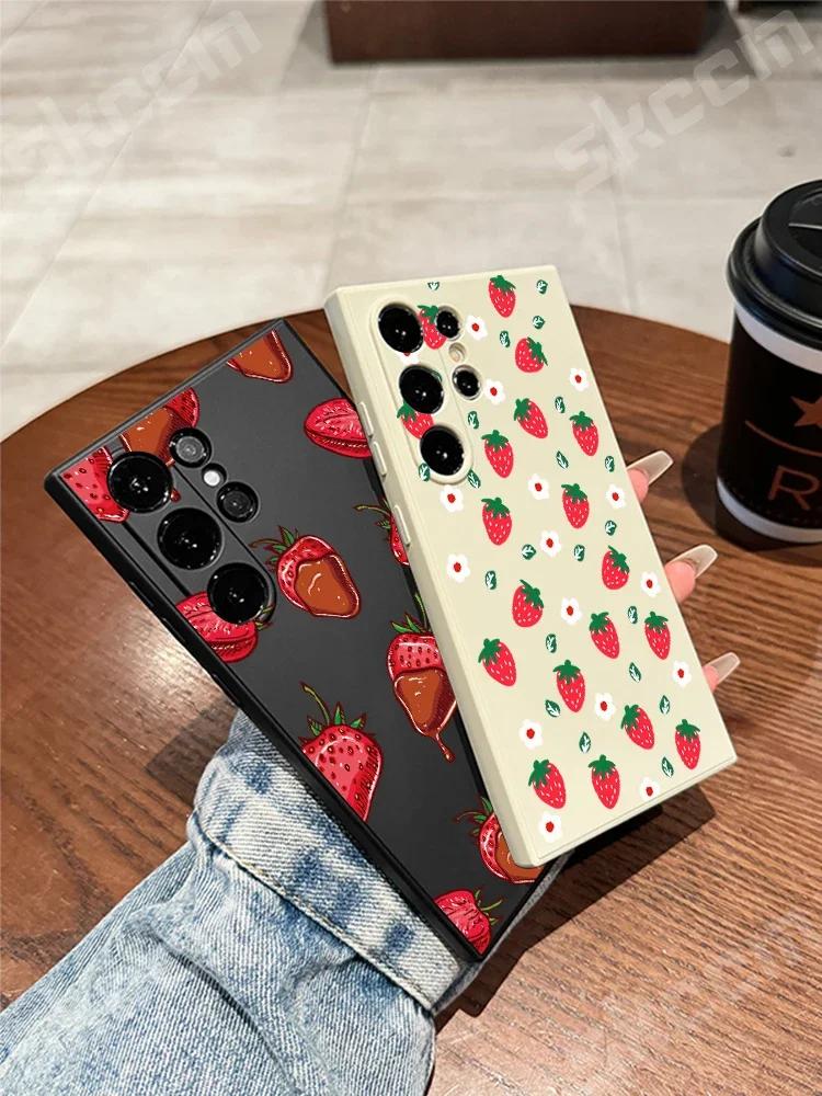 Strawberry Pattern Phone Case For Samsung Galaxy S25 S24 Ultra S23 S22 Plus S20 FE A54 A55 A15 A35 A50 A51 A71 A72 A73 Cover