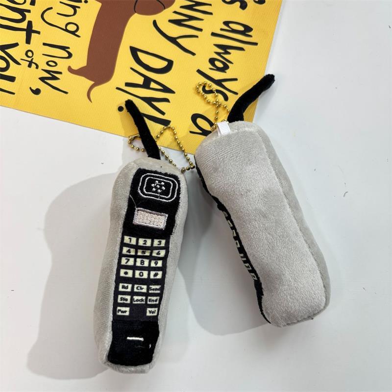 

Милая Креативная Имитация Мобильного Телефона Плюшевая Кукла Игрушка Брелок Подвеска Девочка Мальчик Шарм для Рюкзака Украшения для Сумки Забавные Подарки на День Рождения 1pcs