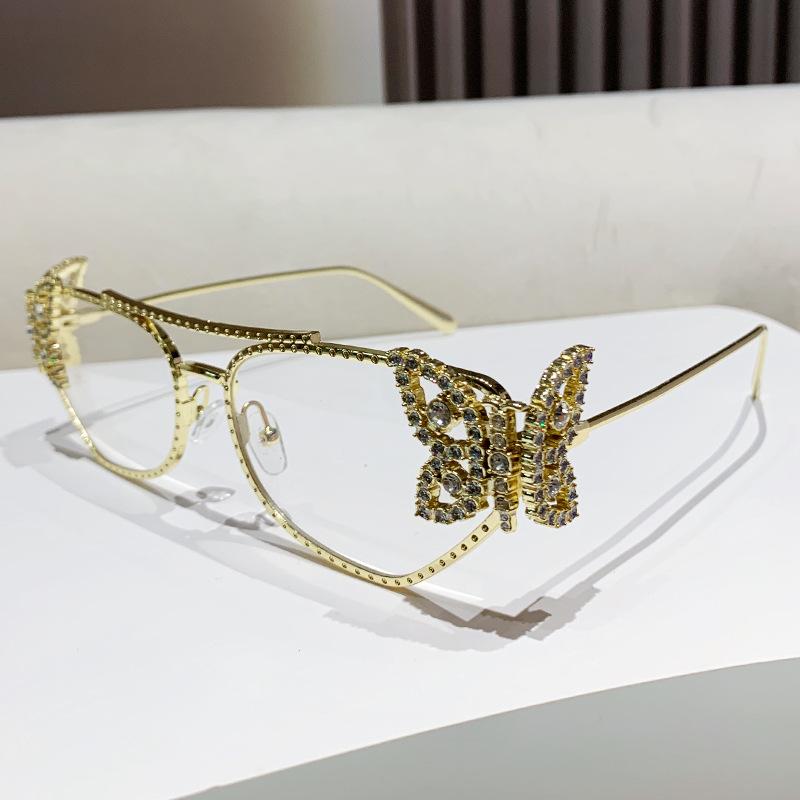

Luxury Diamond Crystal Butterfly Sunglasses Women For Men Popular Brand Designer Vintage Sun Glasses Punk Big Frame Eyeglass As The Picture
