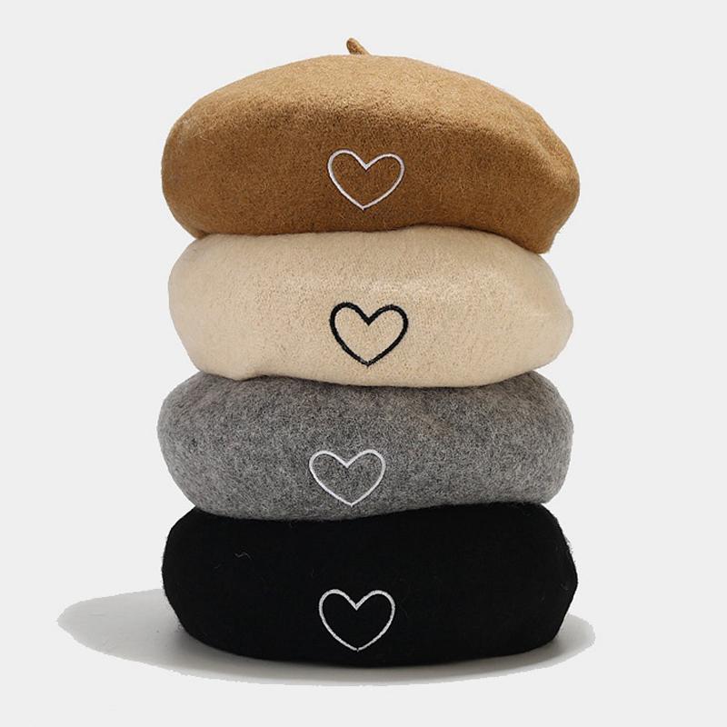 French Berets Woman Love Embroidered Wool Beret Cap Autumn Winter Hats For Girls Beanie Woolen Vintage Cap Black Painter Hat Female Felt Hat Berets