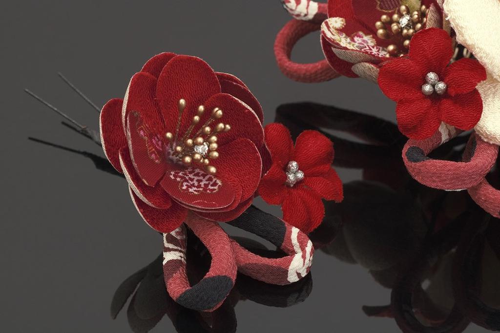 Haarschmuck zum Erwachsenwerden, Abschlussfeier, Tsumami, 2-teilig, südjapanischer Hängeschmuck, Abschlussfeier, Made in Japan [SOUBIEN], Ornament, Zeremonie, Zeremonie, Kunsthandwerk,