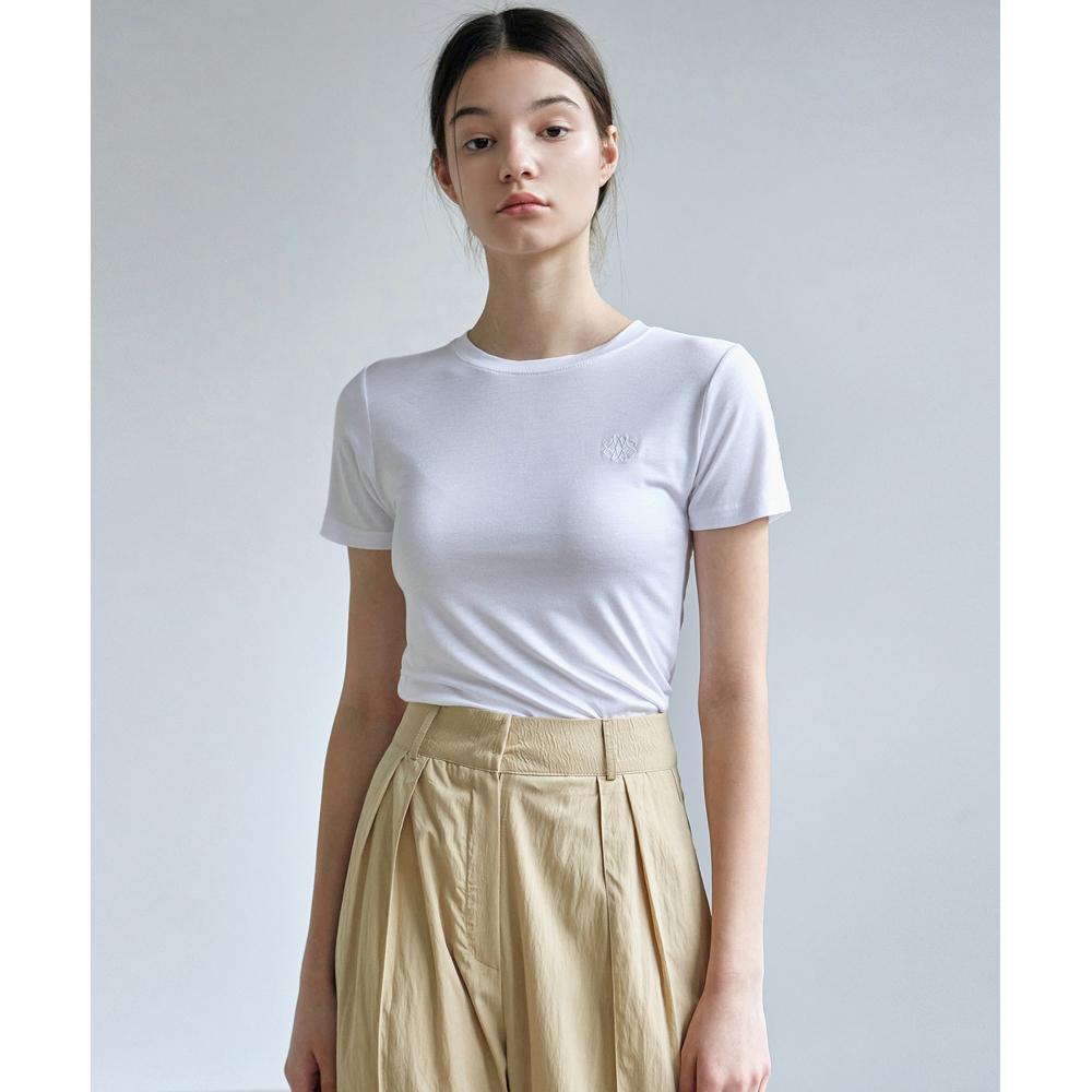 

Футболка NICKNICOLE с вышивкойБелая