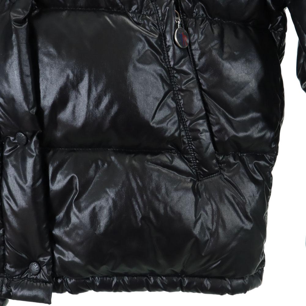 Moncler Geacă de puf cu mânecă lungă Seria Neagră Femei Folosit