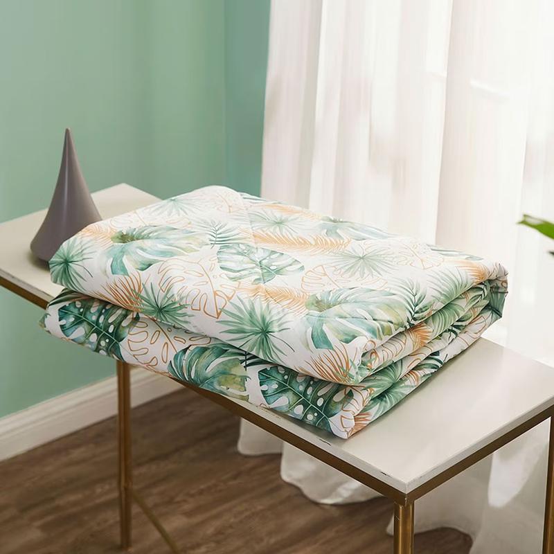 Luolai Fantasy Island Antibacterial Silk Summer Quilt