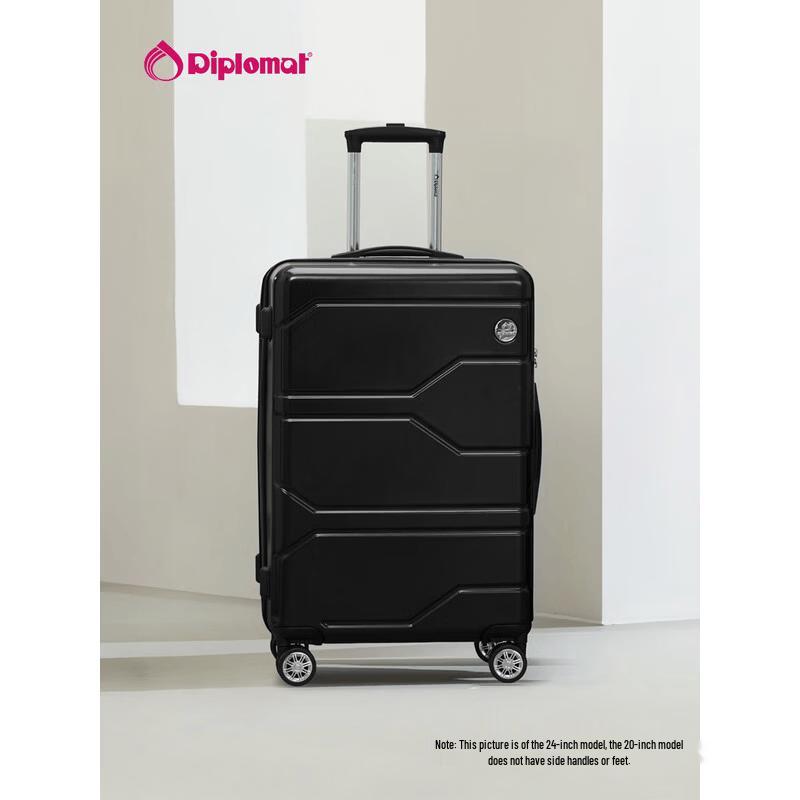 Чемодан на колесах Diplomat TC-6903 с жестким корпусом чёрный