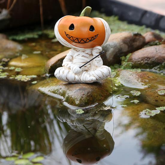 Fishing Pumpkin Man Figurine Resin Pumpkin Head Bandage Man Sculpture Angler Pumpkin