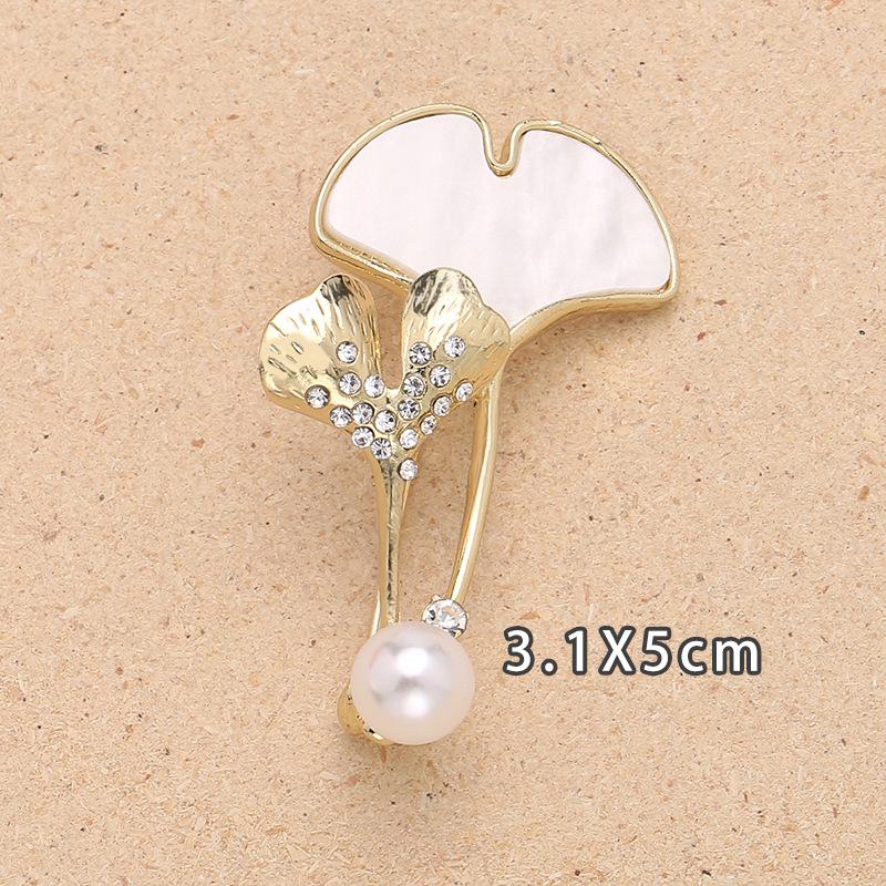 

Элегантная брошь-бабочка с жемчугом: Универсальная булавка откровенного вида для женской модной одежды