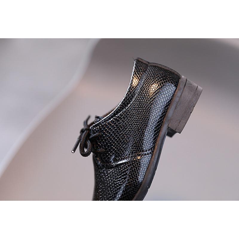 Scarpe in Pelle da Ragazzo Primavera e Autunno Nuove Stile Britannico Stringate Scarpe Singole per Bambini Scarpe Nere da Performance per Bambini e Studenti