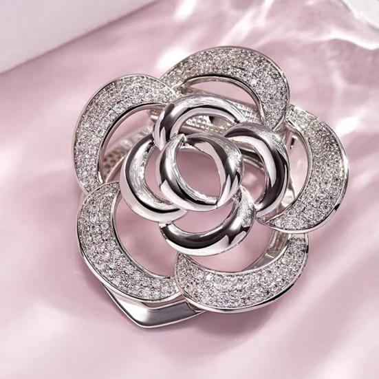 Brooch Pin Flower Twist Shape Sparkling Rhinestones Imitation Pearls Decor Scarf Buckle Sweaters Collars Hats Bags Coats Scarves Accessory