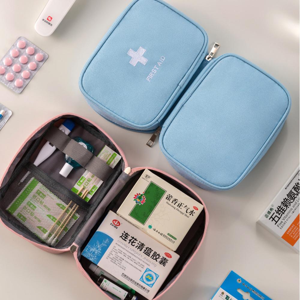 19.5 x 14 x 7cm First Aid Kit Portable Medical Emergency Bag for Home/Travel/Camping/Car Use Oxford Fabric Waterproof Storage Pouch