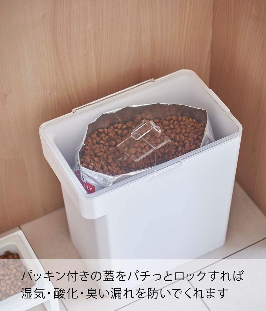 Yamazaki Jitsugyo Airtight Pet Food Stocker 6.5kg with Measuring Cup White Approx. W30.7 X D19.7 X H31.2cm (When Lid Is Open Approx. H49.5cm) Tower