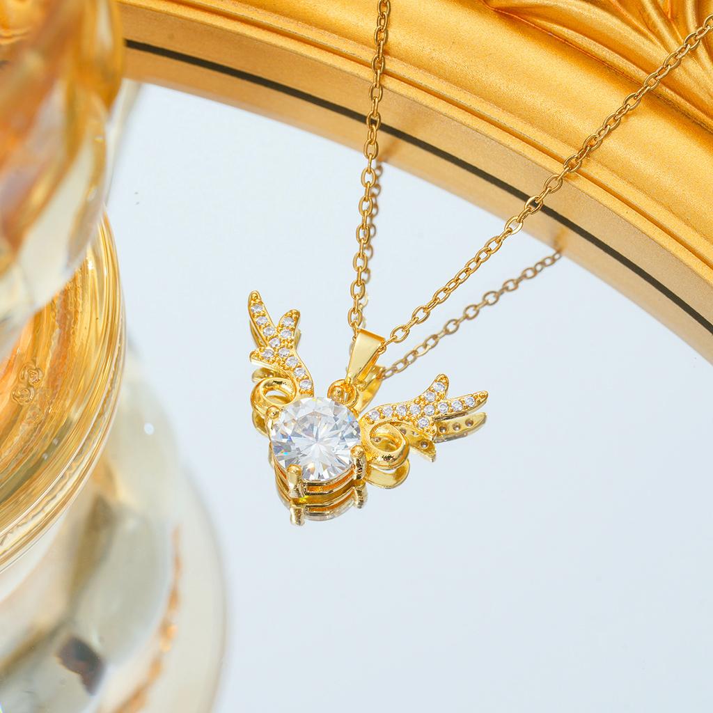 Zircon Antler Necklace for Women with Light Luxury High-end Clavicle Chain Temperament Versatile Fashion Design