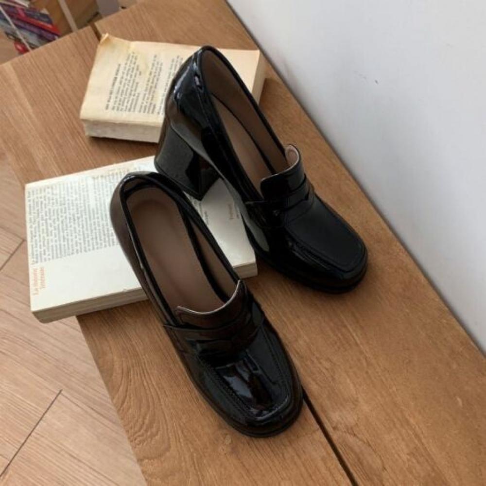 Melting Brown Women Casual Classic Gloss Block Loafer Heel