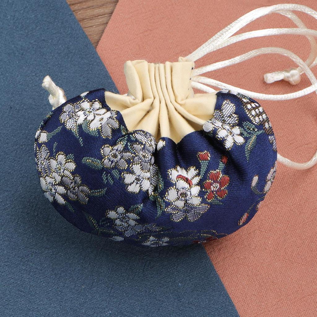 Dragon Boat Festival Hanfu Scent Sachet: Embroidered Mosquito Repellent Coin Purse Necklace