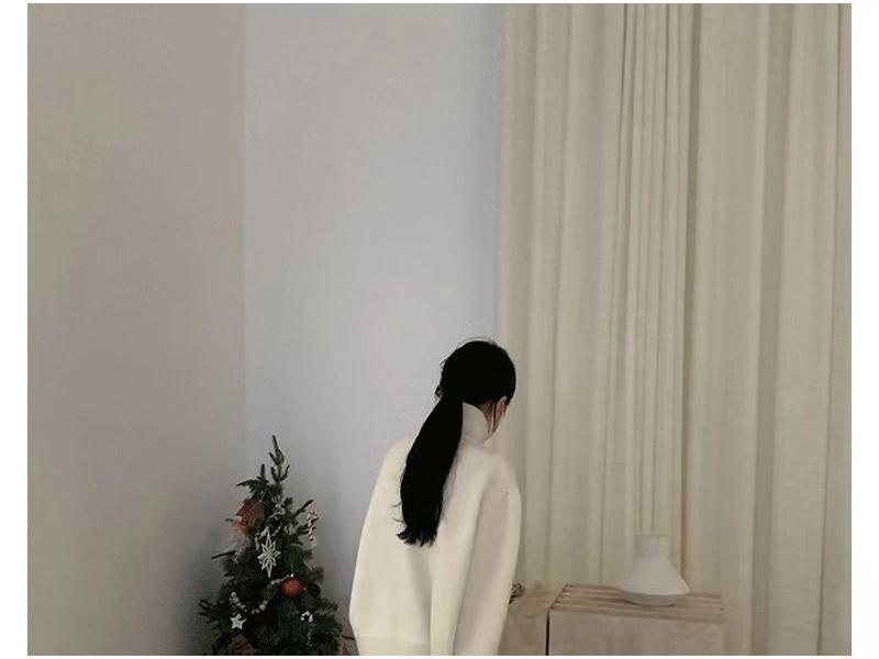 Women's Knitted Sweater: Autumn/Winter Hong Kong Style, Lazy Fit, Slimming, Thick, Versatile as Outer or Inner Wear