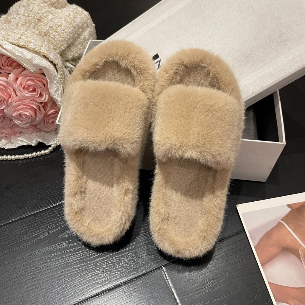 Foreign trade large size 2025 new home Korean version versatile outer wear flat bottom fashion Mao Mao Internet celebrity women's slippers