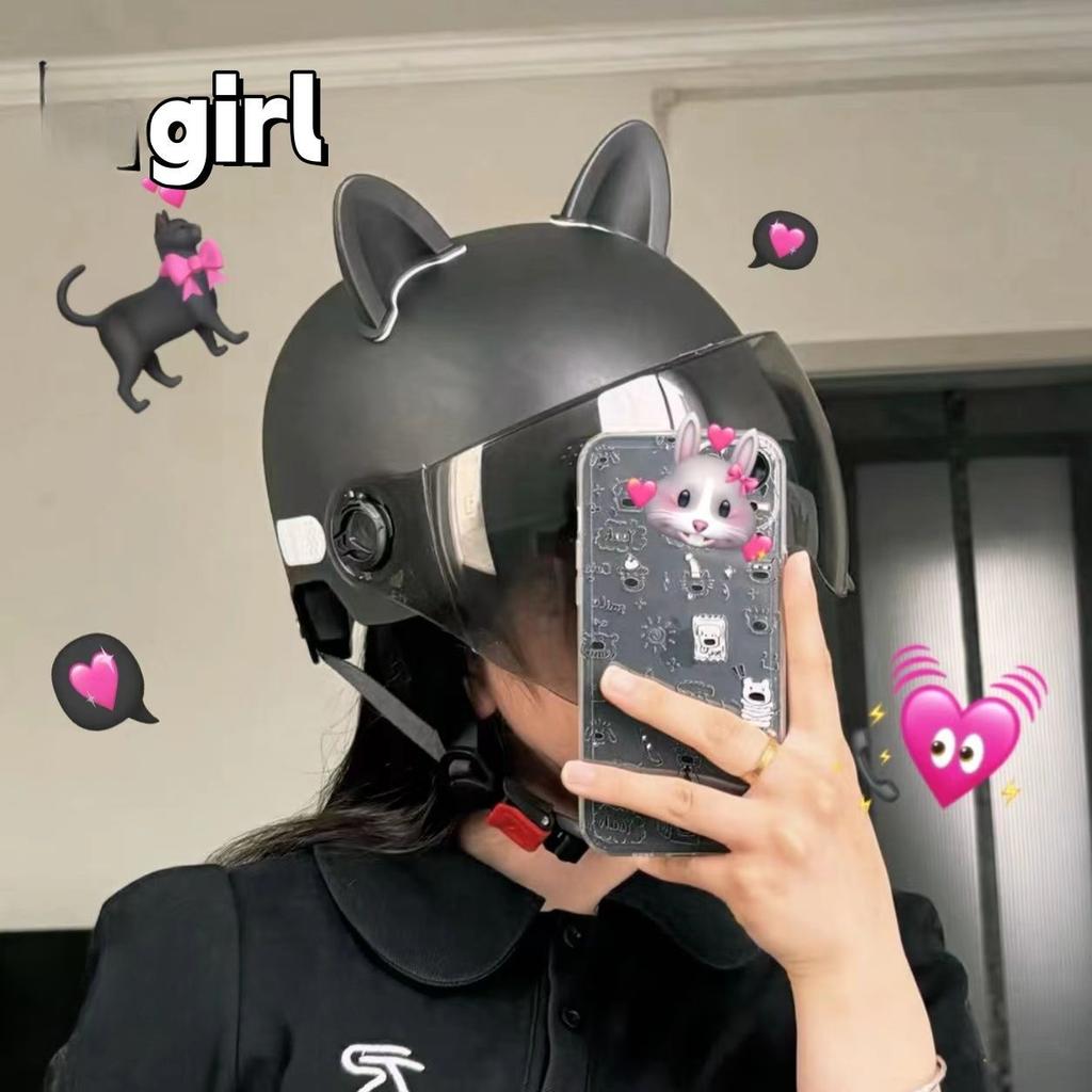 Battery Electric Car Helmet for Women In Summer Sun Protection and Breathable Cute Harley Half Helmet Four Seasons Universal Safety Helmet