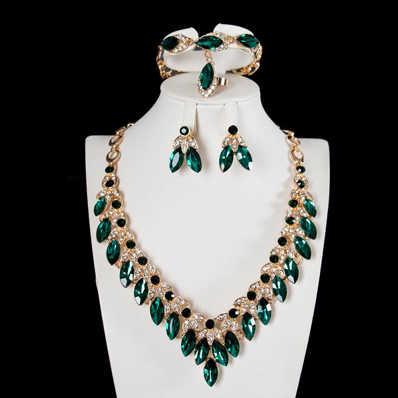 Edelstenskjede Øredobber Firedelt Kjole Bankett Temperament Dame Overdrevne Smykker