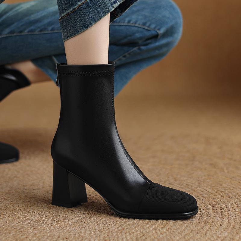 Herbst- und Winter-Damenmode-Stiefel in Übergröße, koreanische Version, bequeme Lederstiefel mit hohem Absatz mit Reißverschluss hinten, neue Damenstiefel mit eckigem und mittlerem Absatz