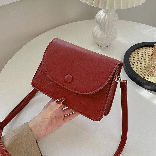 

Жіночий рюкзак. Модні невеликі квадратні сумочки для жінок. Високоякісна жіноча сумка через плече. Дизайнерські весняні жіночі сумки через плече. One Size червоний