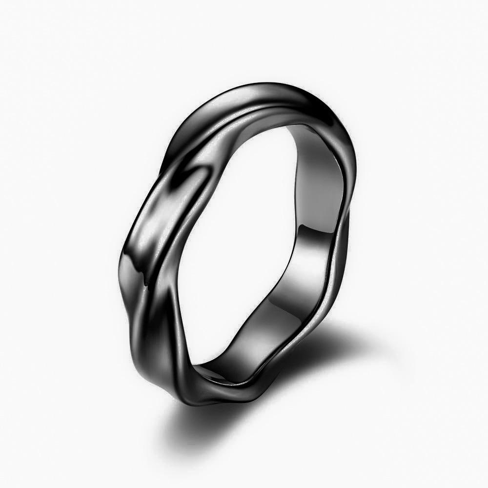 Men's Japanese & Korean Möbius Ring - Titanium Steel, Non-Fading, Trendy, for Couples