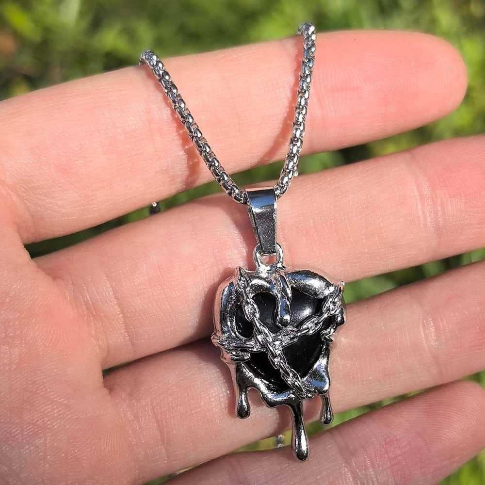 Dark Gothic Black Drip Glaze Skull Thorn Cross Heart Pendant Necklace for Men Women Hallowmas Party Punk Jewelry Accessories