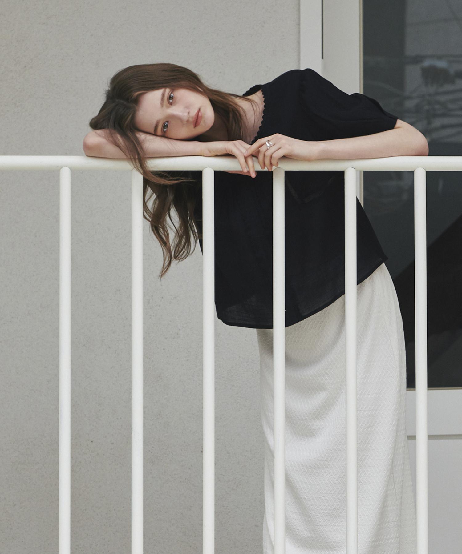 Belloel Ruffle Pintuck Blouse Black Free
