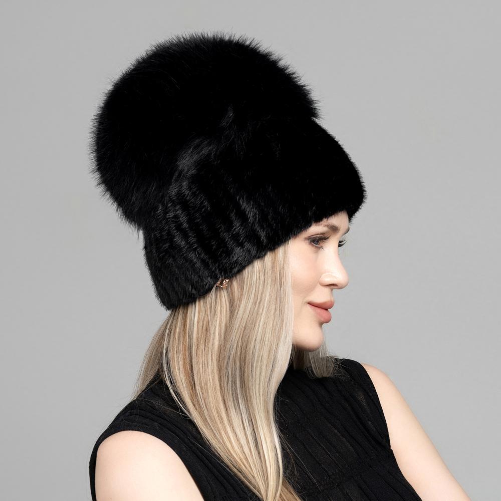 JERYAFUR Women Large Pom Pom Faux Fur Beanie Hat, Soft Fluffy Warm Black Ladies Winter Cap for Daily Cold‑Weather Outfits
