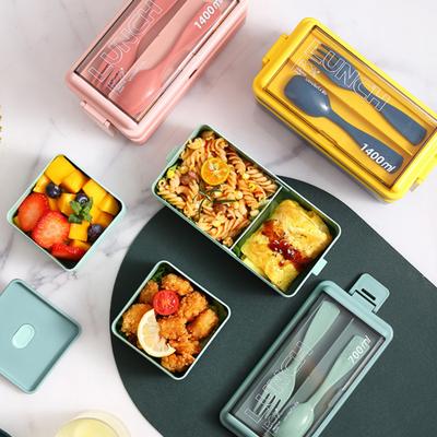 1400-ml-Doppel-Lunchbox aus Kunststoff. Drei versiegelte Fächer. Vermeiden Sie das Vermischen von Lebensmitteln. Passt perfekt zu den Mahlzeiten in der Mikrowelle