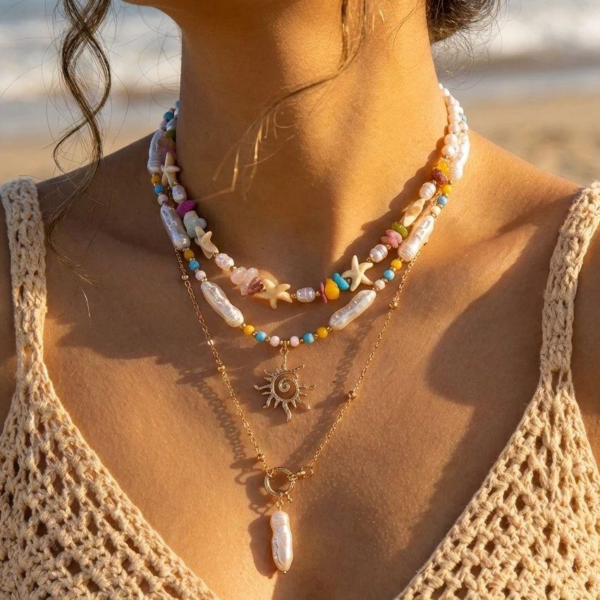 Bohemian Handgefertigter Seestern Sonne Anhänger Halskette für Damen Sommer Muschel Imitation Perle Reiskorn Perlen Choker Strandurlaub Schmuck