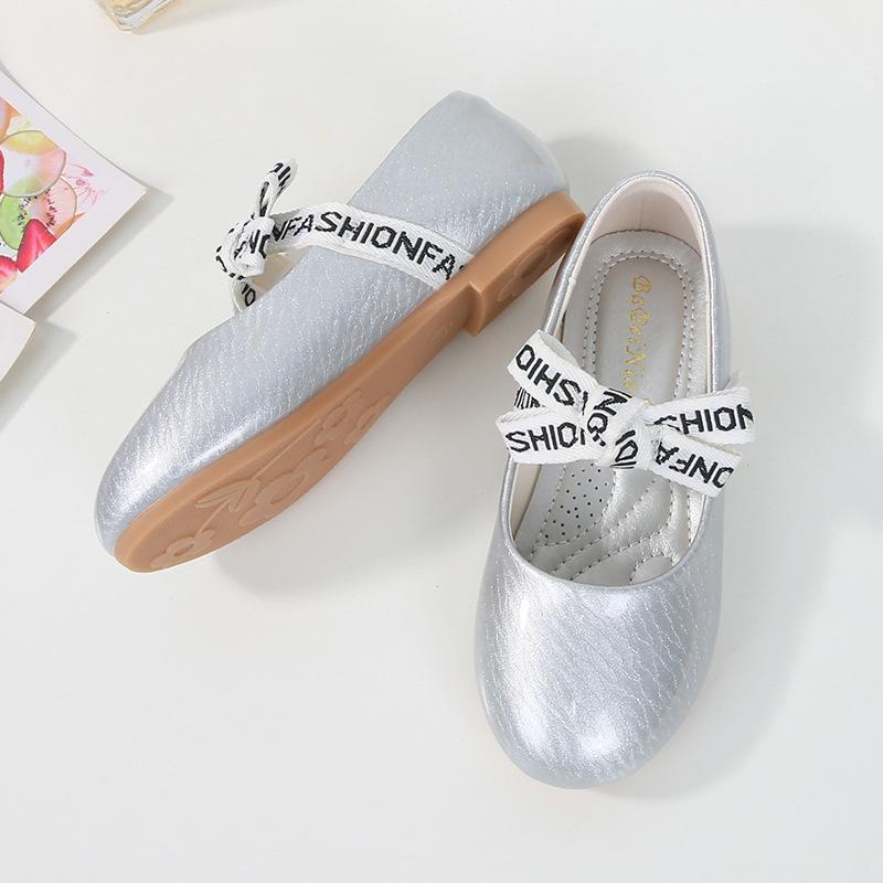 2026 Spring and Autumn New Girls' Leather Shoes Soft Sole Bow Medium Older Children's Princess Children's Single Shoes