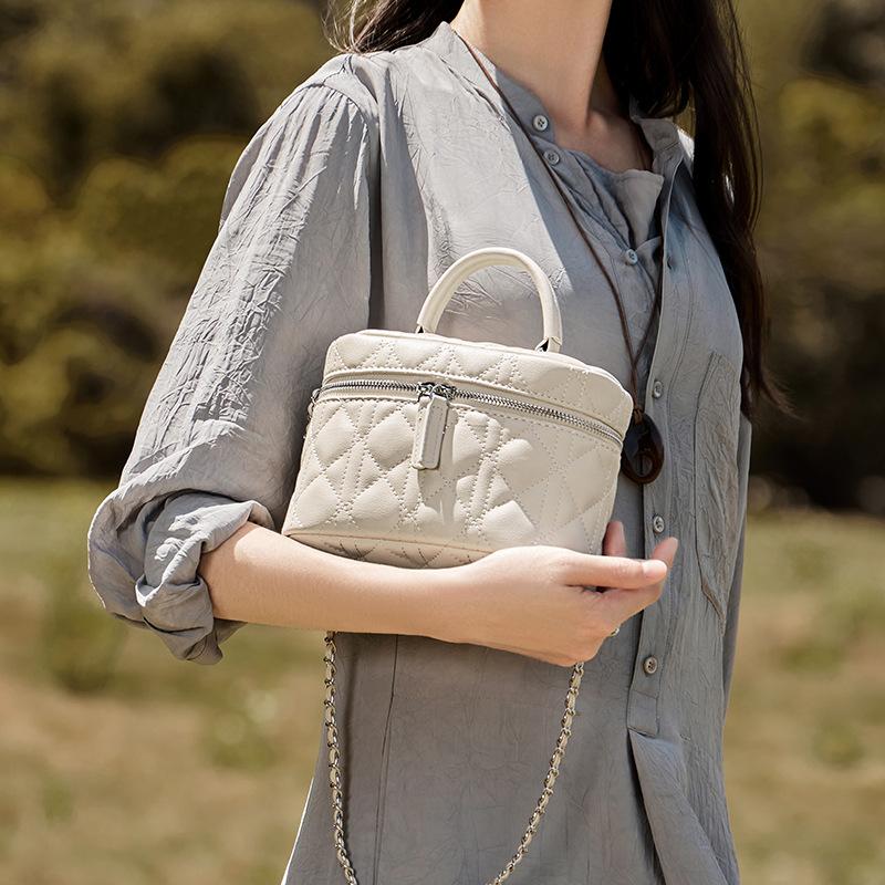 Qiao Lady Bag Autumn Winter Fashion New Single Shoulder Bag High-end Small Square Bag Versatile Niche Crossbody Genuine Leather Women's Bag