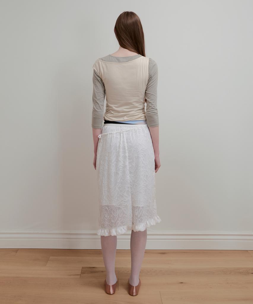 Aobteu Frill Lace Layered Skirt - White